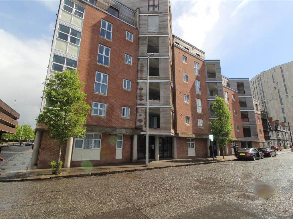 2 bed flat to rent in Meridian Point, Friars Road, Coventry CV1 Zoopla