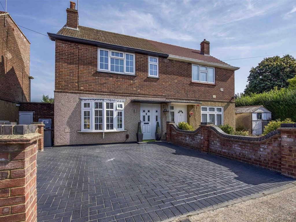 3 bed semidetached house for sale in Pinkwell Lane, Hayes UB3 Zoopla