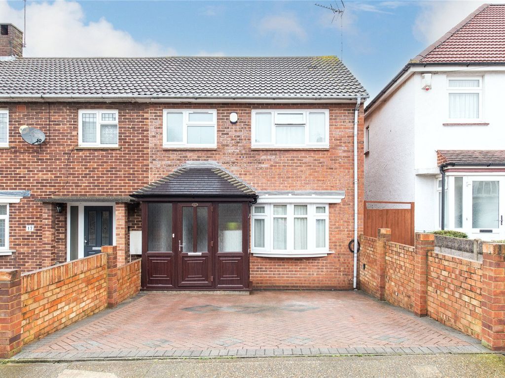 3 bed end terrace house for sale in Barr Road, Gravesend, Kent DA12, £400,000 Zoopla