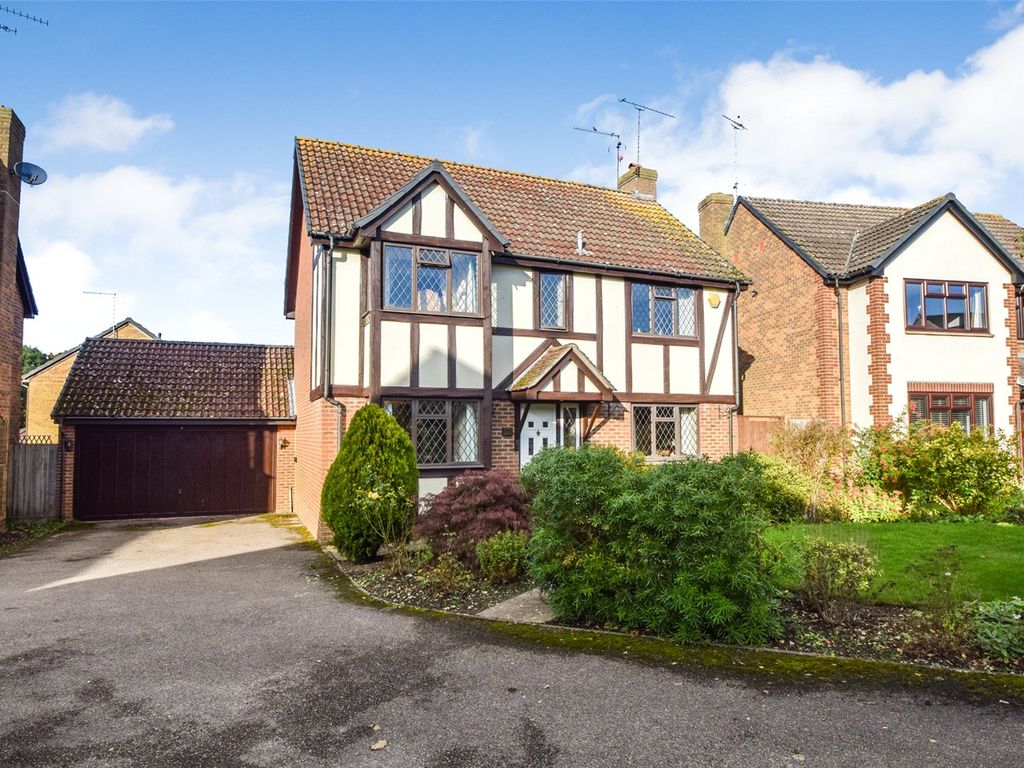 4 bed detached house for sale in Holbeche Close, Yateley, Hampshire
