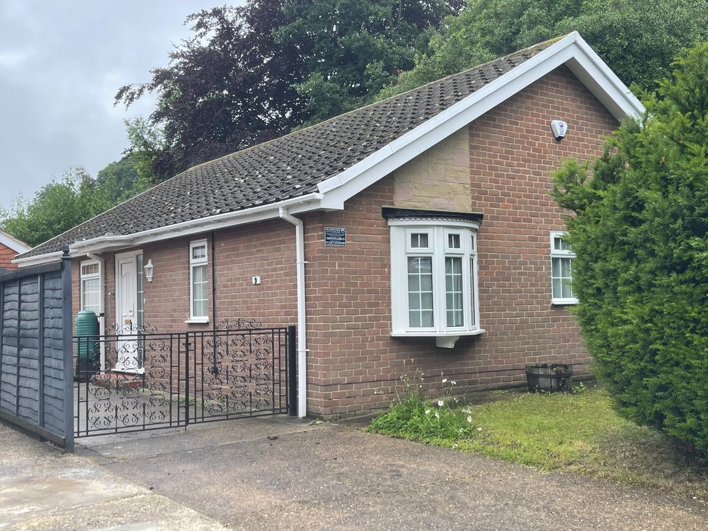 3 bed bungalow to rent in Repton Close, Broadstairs CT10 Zoopla