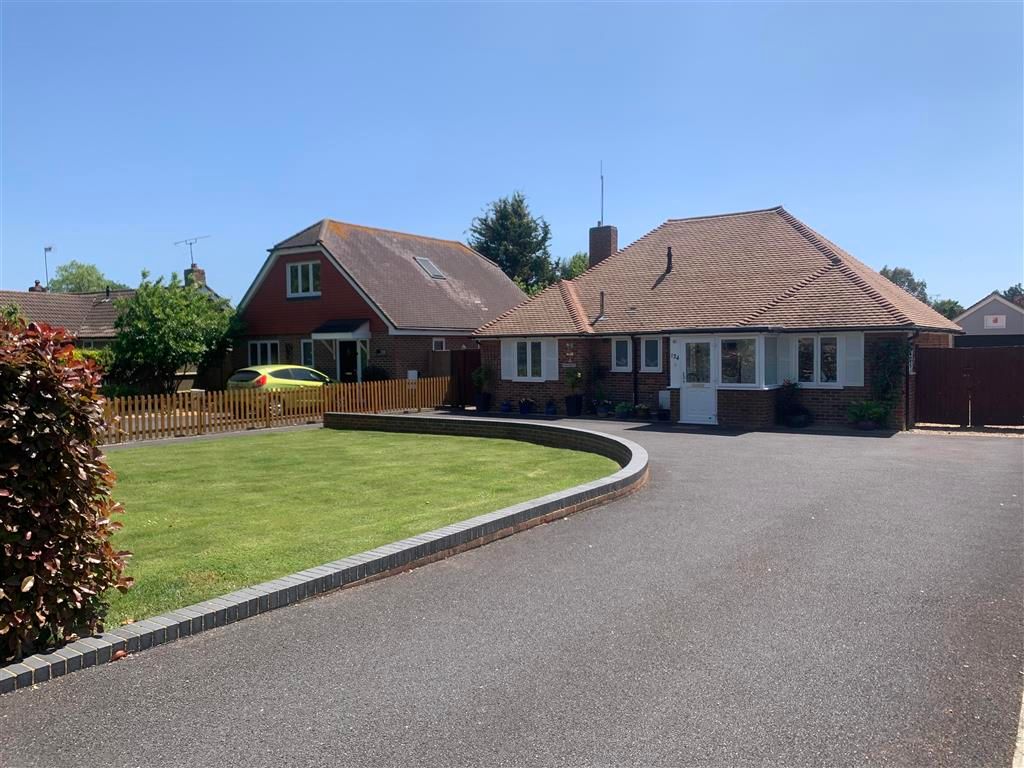 3 bed detached bungalow for sale in Littlehampton Road, Worthing, West