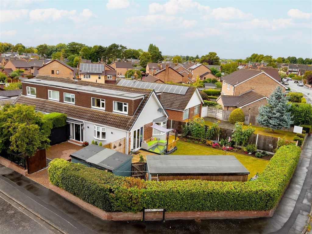 3 bed semidetached bungalow for sale in Mount Close, Nantwich
