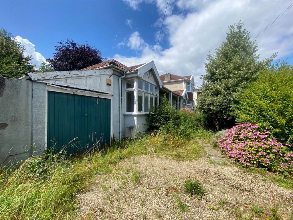 3 bed bungalow for sale in Brookland Road, Henleaze, Bristol BS6 Zoopla