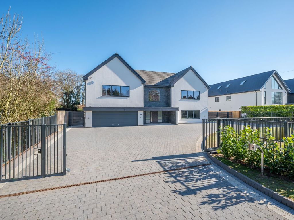 6 bed detached house for sale in Lady Byron Lane, Knowle, Solihull B93