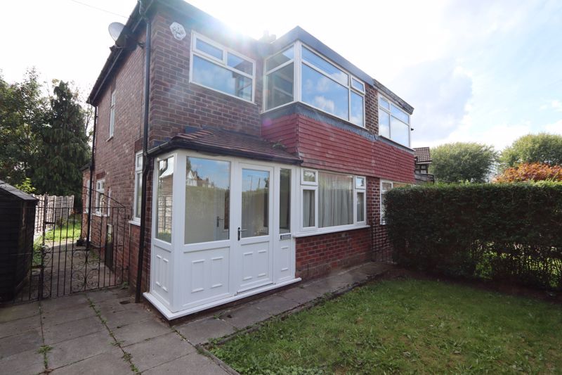 3 bed semidetached house to rent in Castlewood Road, Salford M7 Zoopla