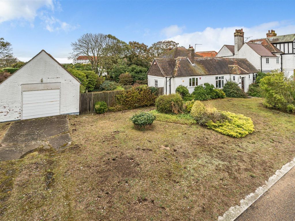 4 bed semidetached bungalow for sale in North Road, Sandwich Bay
