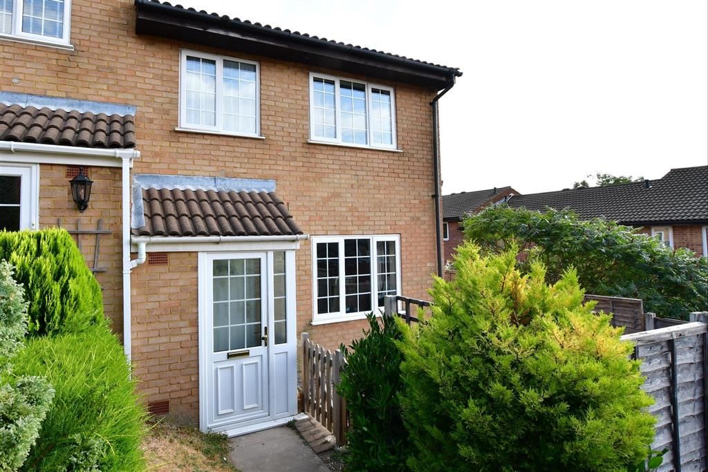 2 bed end terrace house for sale in Resolution Close, Walderslade