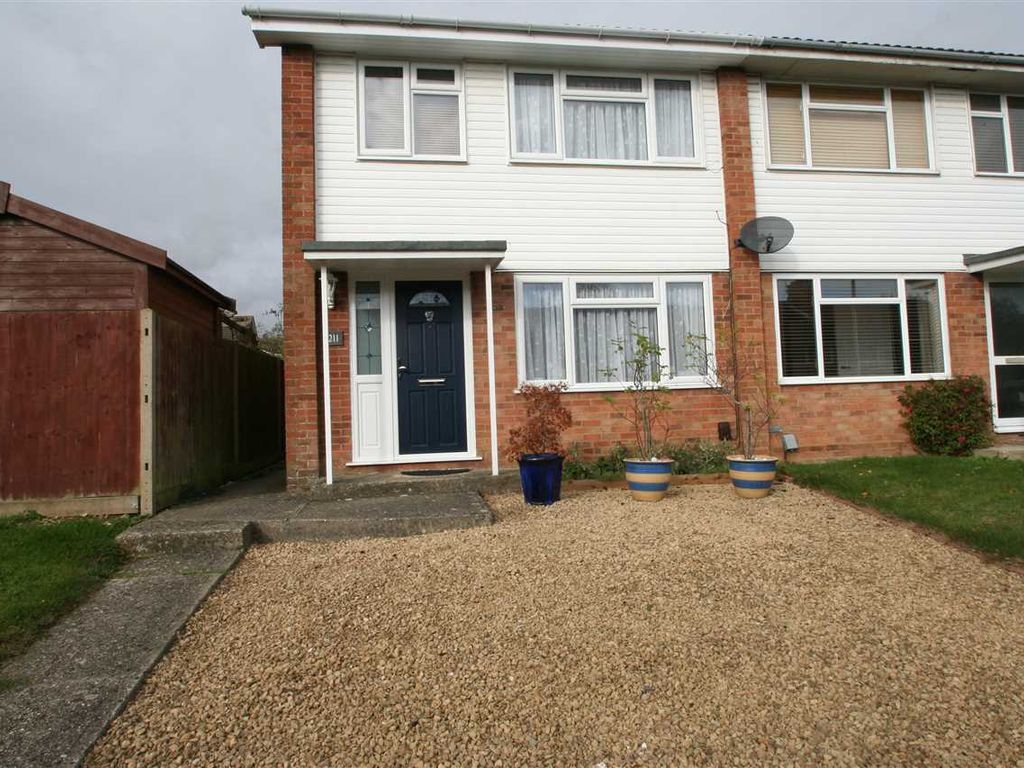 3 bed end terrace house to rent in Brighton Hill, Basingstoke