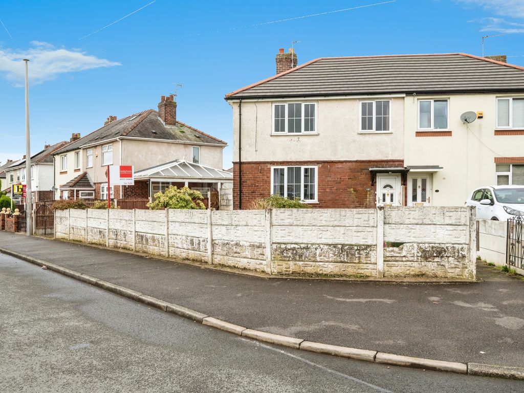 3 bed semidetached house for sale in Park Avenue, Haydock, St. Helens