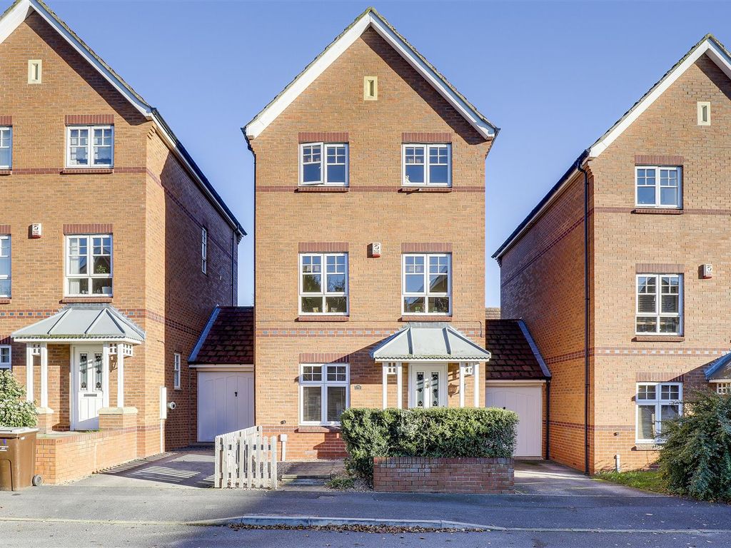 4 bed detached house for sale in Sheridan Way, Sherwood