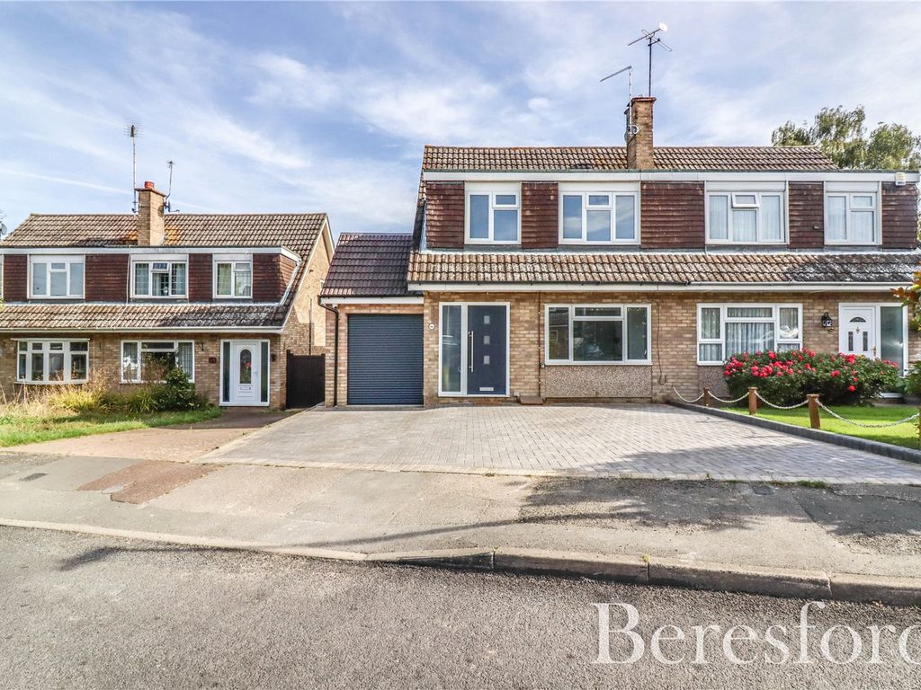 3 bed semidetached house for sale in Blackwater Way, Braintree CM7, £