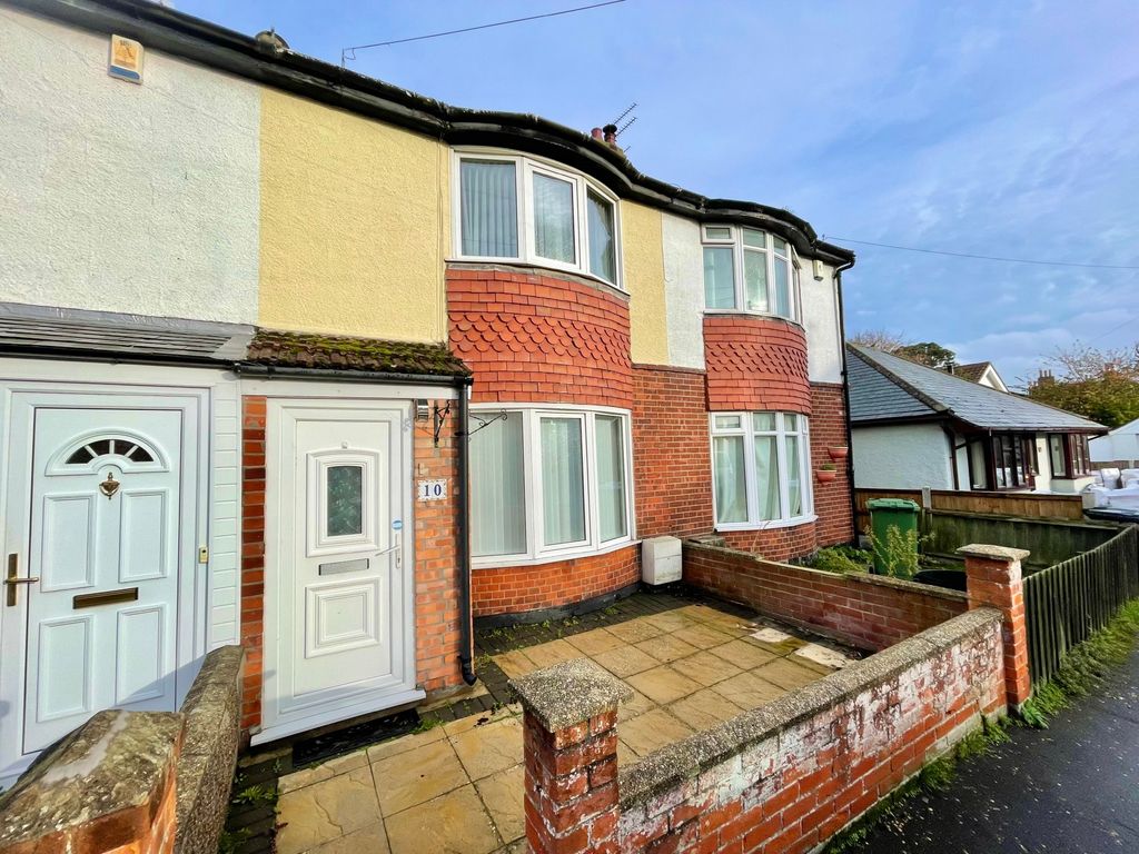3 bed terraced house for sale in Croft Road, CaisterOnSea, Great