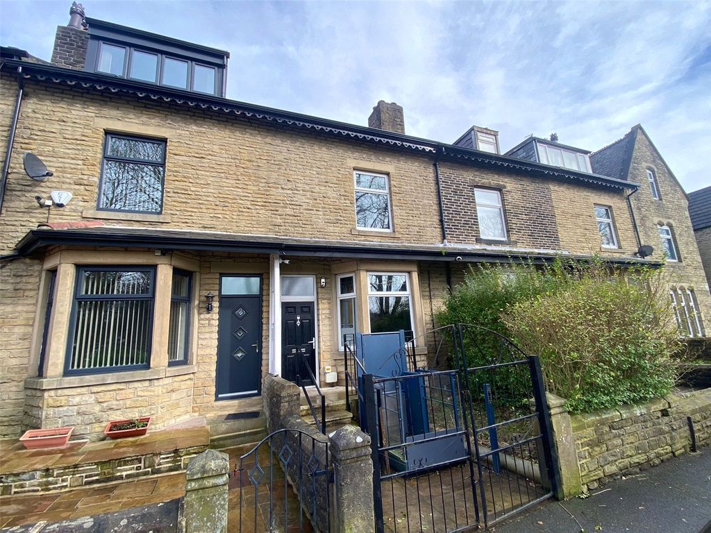 4 bed terraced house for sale in Malsis Road, Keighley, West Yorkshire