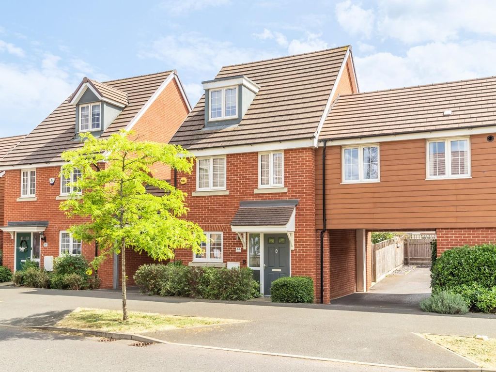 3 bed end terrace house for sale in Theedway, Leighton Buzzard LU7 Zoopla