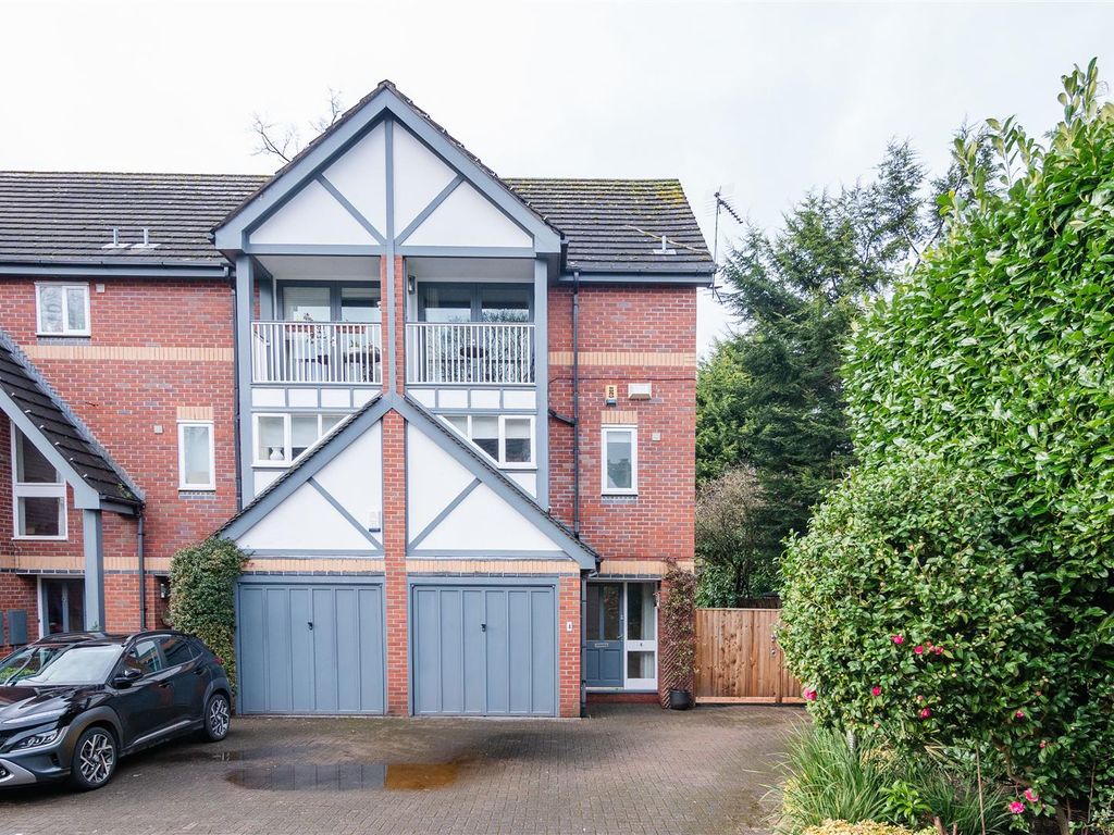 3 bed property to rent in Knightsbridge Mews, Didsbury, Manchester M20