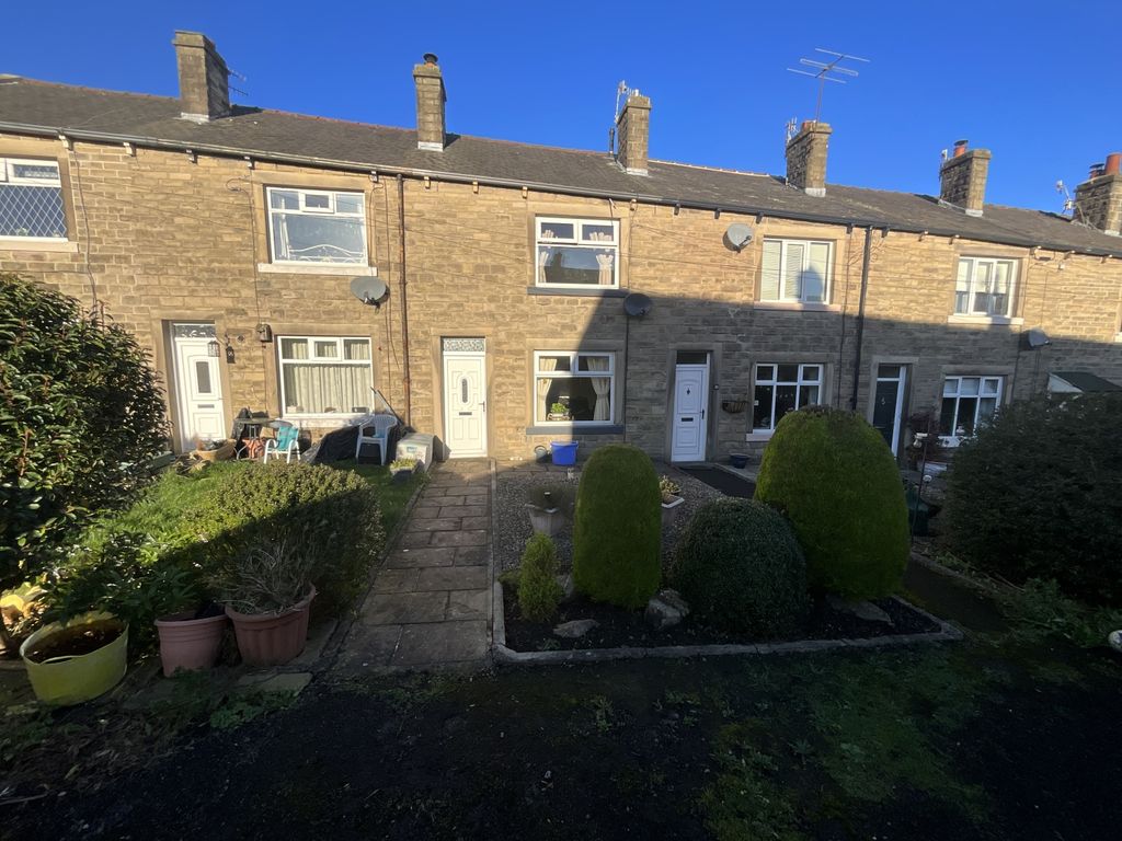 2 bed terraced house for sale in Myrtle Grove, Barnoldswick, Lancashire