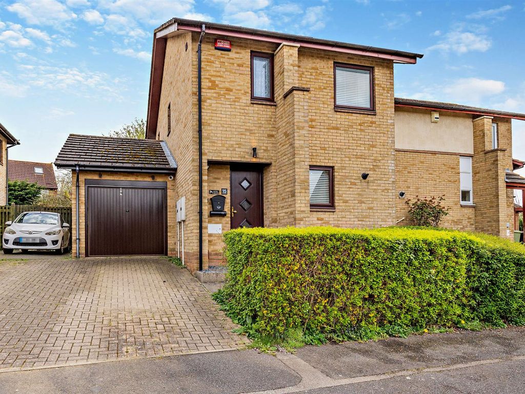 3 bed semidetached house for sale in Hambleton Grove, Emerson Valley