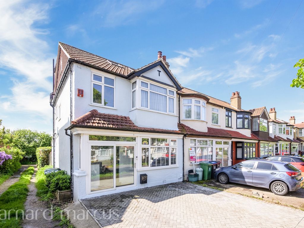 4 bed terraced house for sale in Ladywood Road, Surbiton KT6 Zoopla