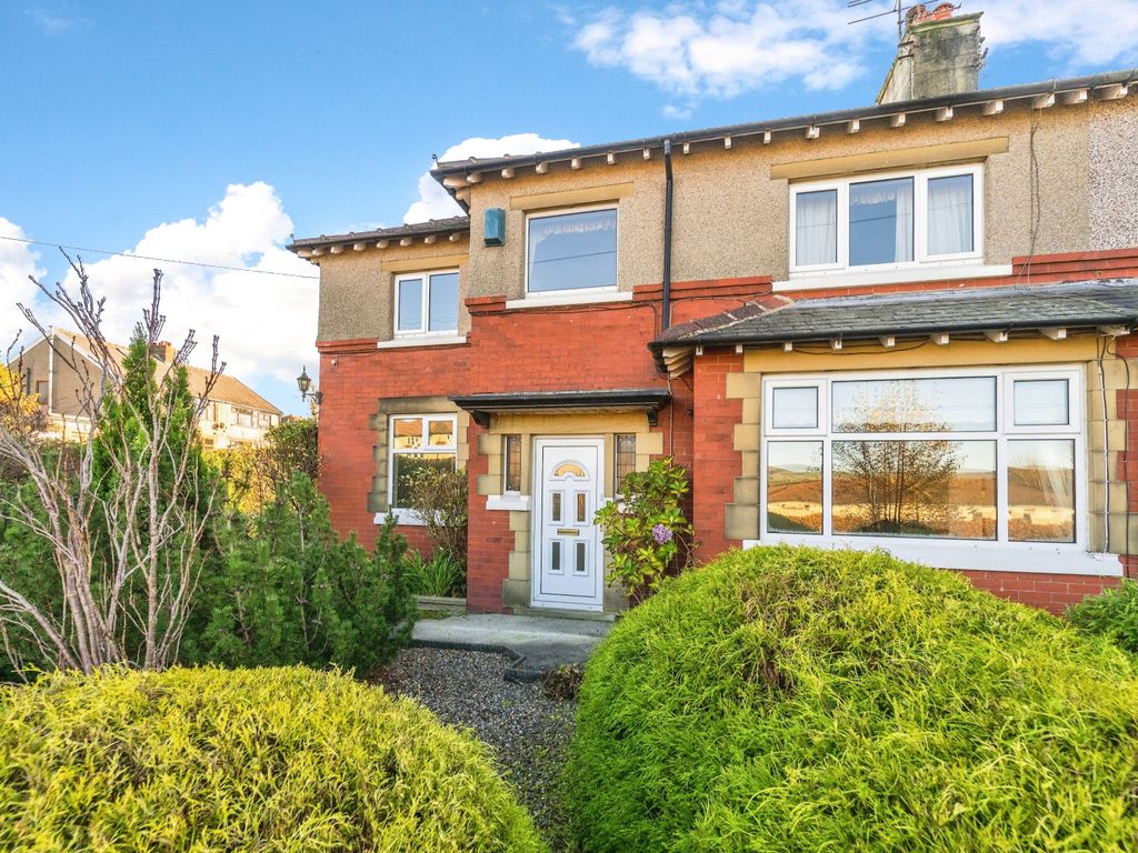 4 bed semidetached house for sale in Hibson Road, Nelson BB9, £285,000