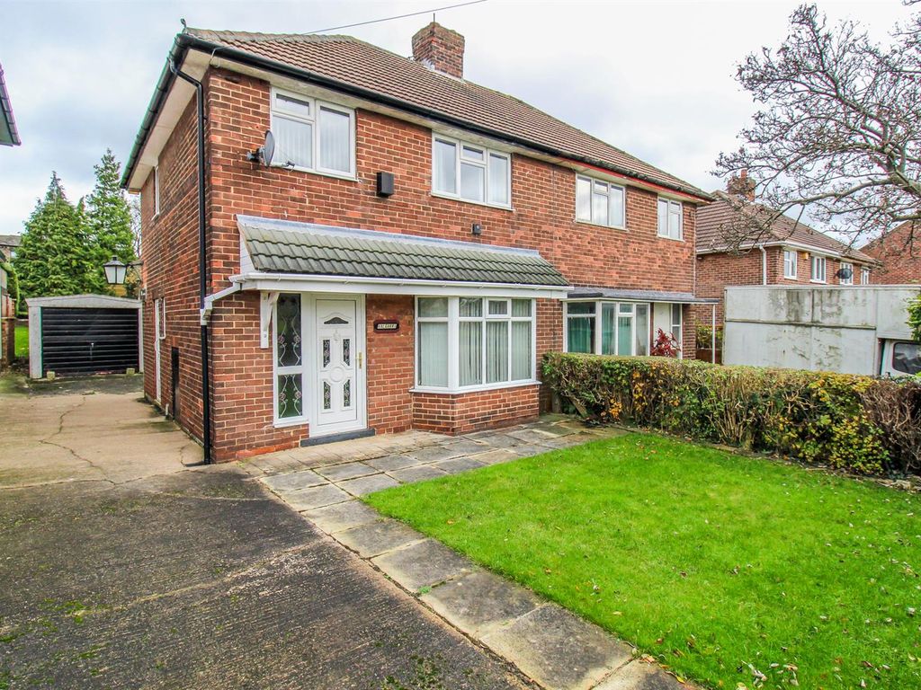 3 bed semidetached house for sale in Horbury Road, Ossett WF5, £