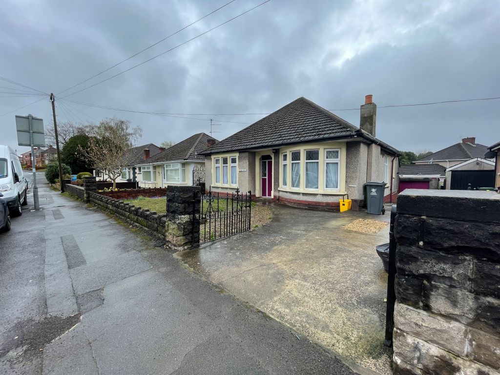 2 bed detached bungalow for sale in Heol Y Gors, Whitchurch, Cardiff