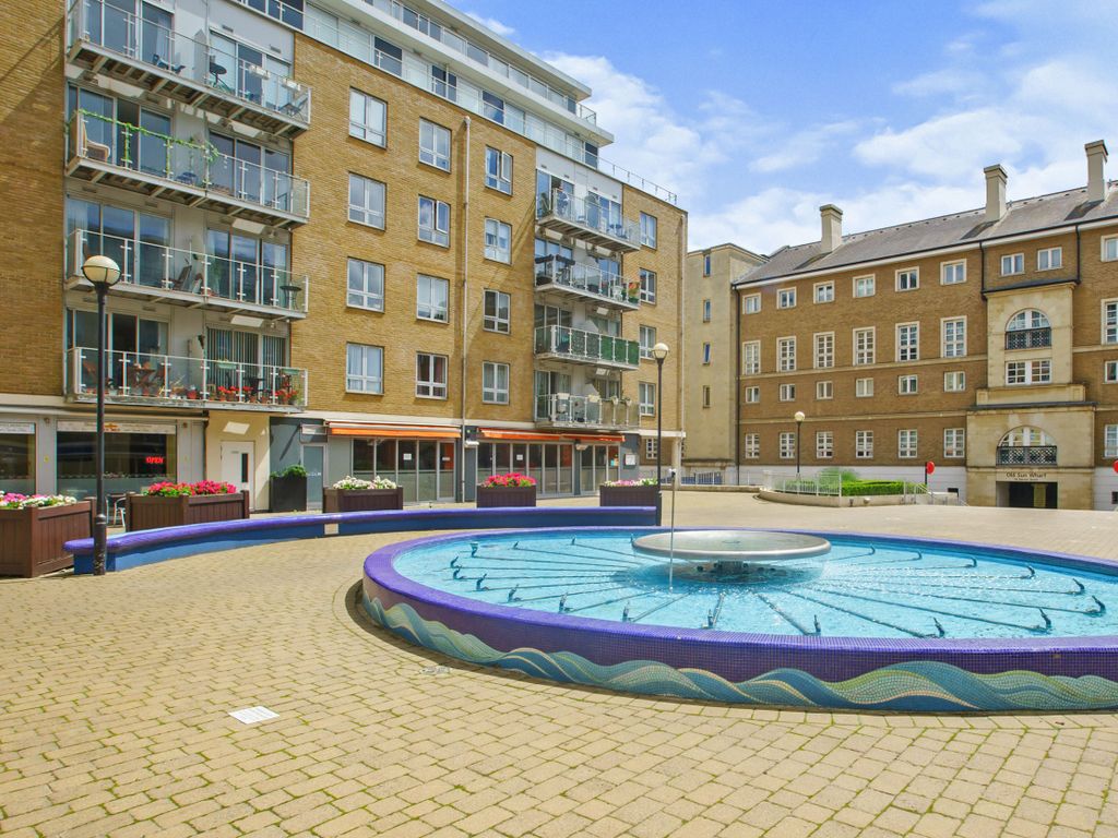 51 Narrow Street, London E14  