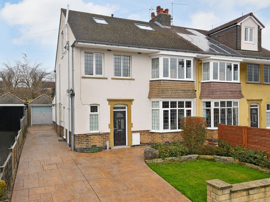 4 bed semidetached house for sale in Heather Lea Avenue, Dore S17, £