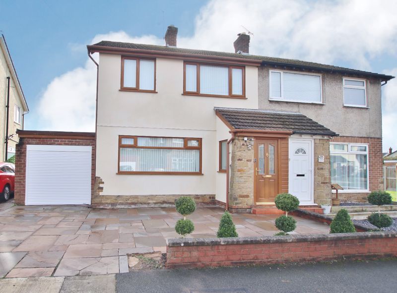 3 bed semidetached house for sale in Heywood Boulevard, Thingwall
