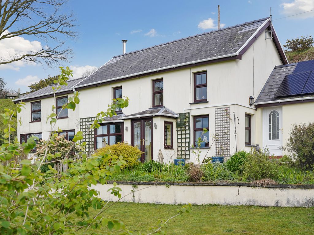 4 bed detached house for sale in Cwrt Maesmynach, Cribyn, Lampeter SA48