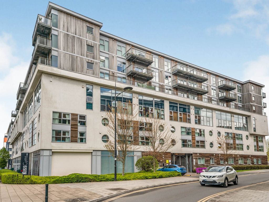 Beckhampton Street, Swindon SN1  