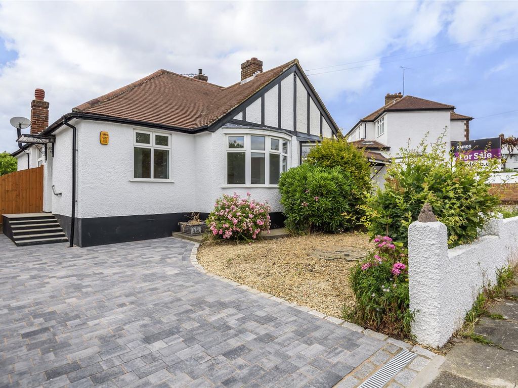 2 bed semidetached bungalow for sale in Firswood Avenue, Stoneleigh