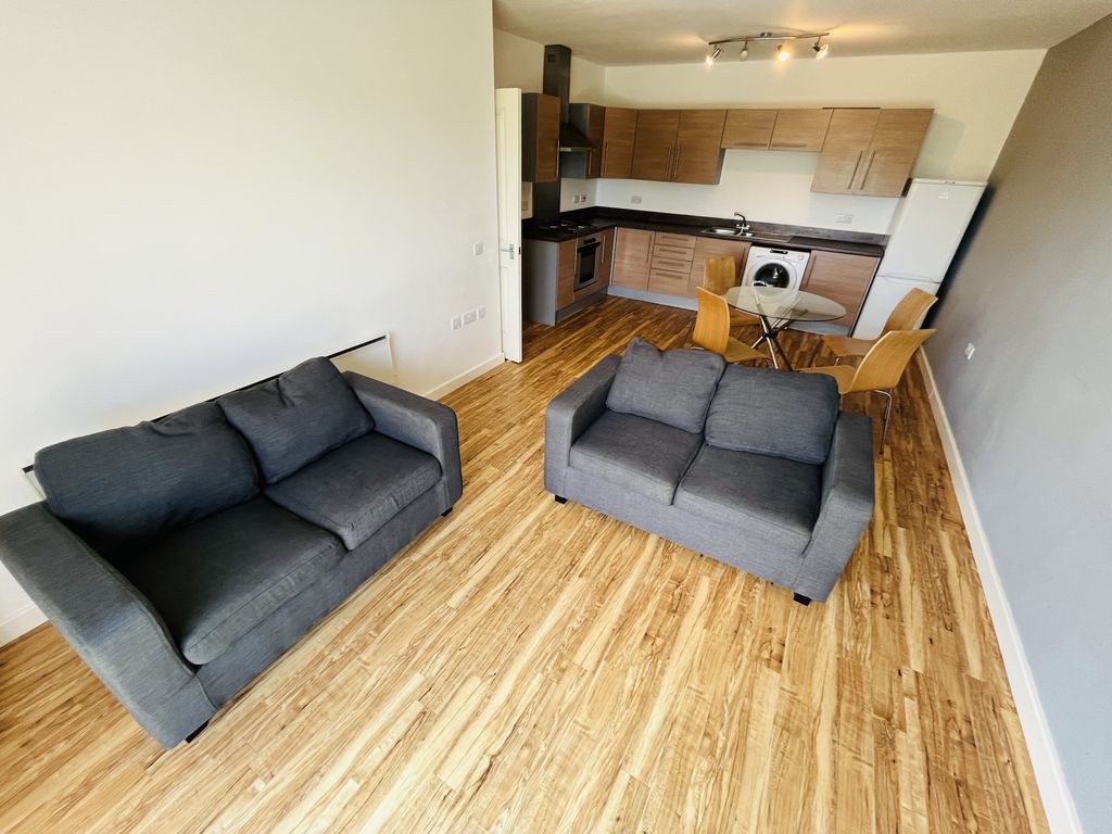 2 bed flat to rent in Bridgefield Court, Bridge Road, Prescot L34, £795