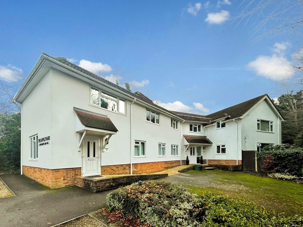2 bed flat for sale in Bramble Lane, Amersham HP7 Zoopla