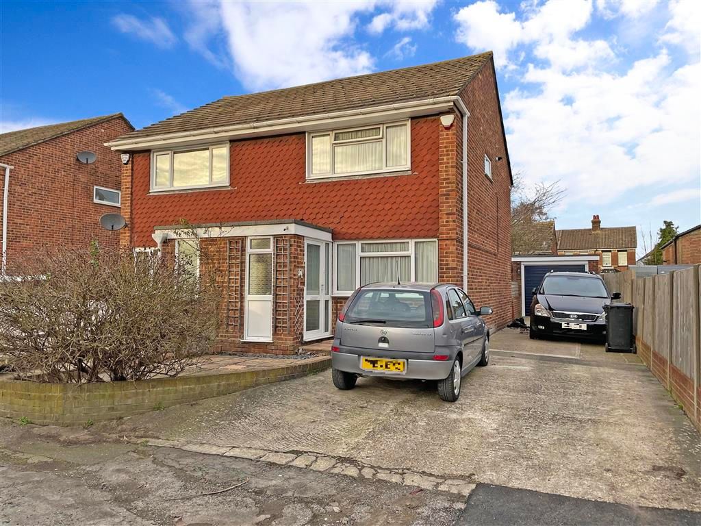 2 bed semidetached house for sale in Charles Close, Snodland, Kent ME6 Zoopla
