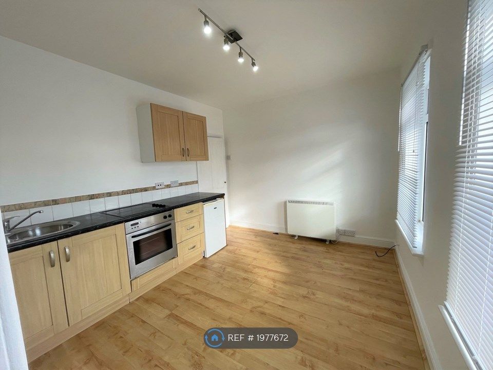 Studio to rent in Wisbech Road, King's Lynn PE30, £595 pcm Zoopla