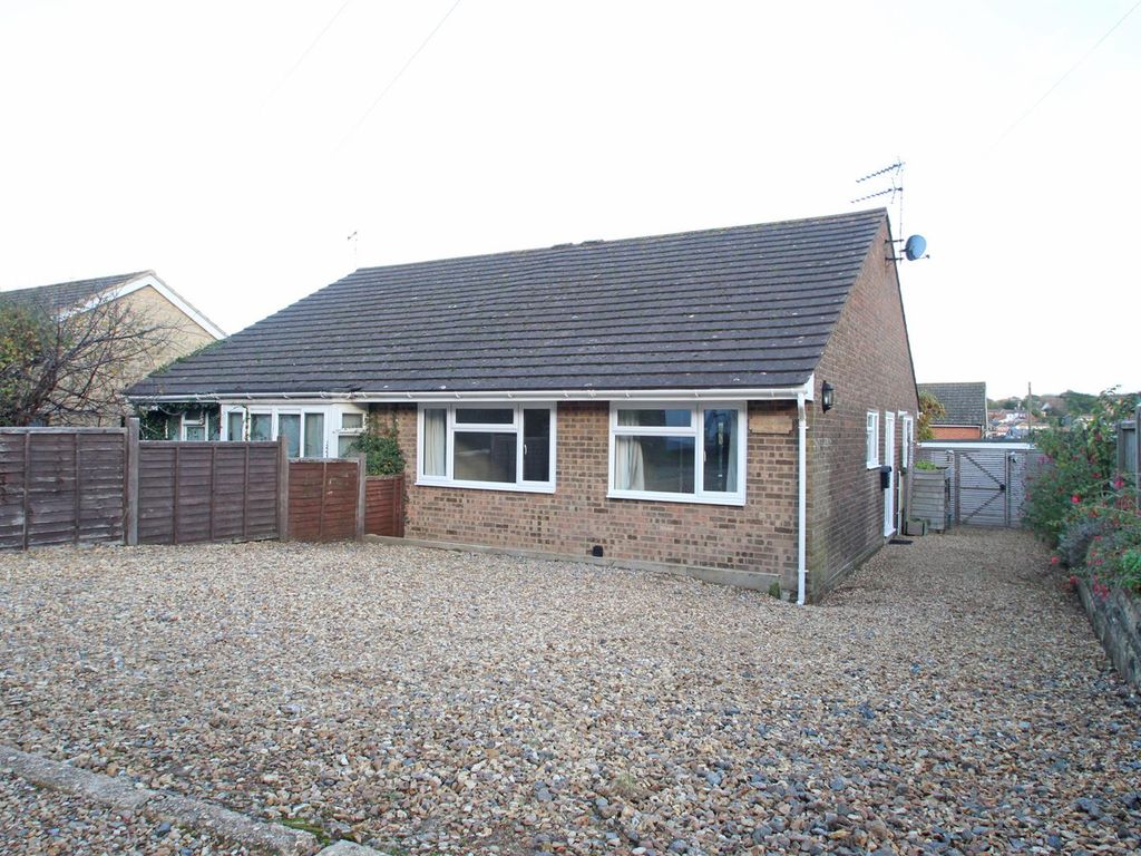 2 bed semidetached bungalow for sale in Red Road, Wootton Bridge, Ryde