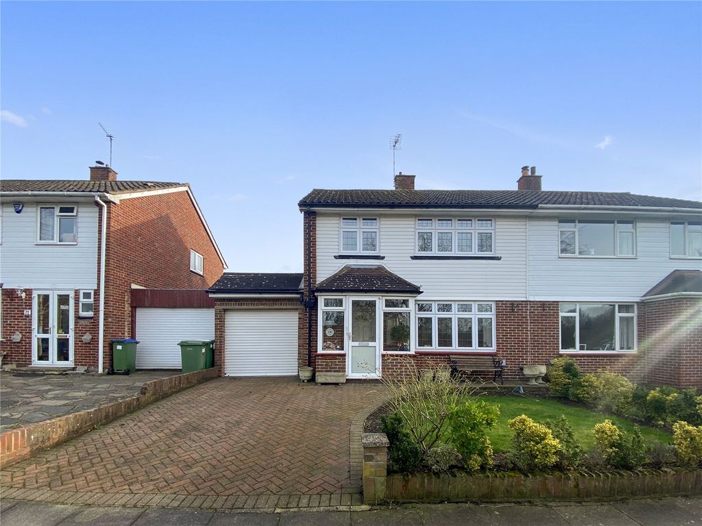3 bed semidetached house for sale in The Grove, Sidcup DA14, £550,000