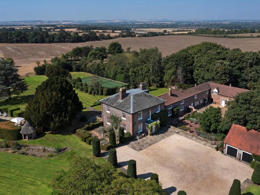 9 bed detached house for sale in Old London Road, Ewelme, Wallingford