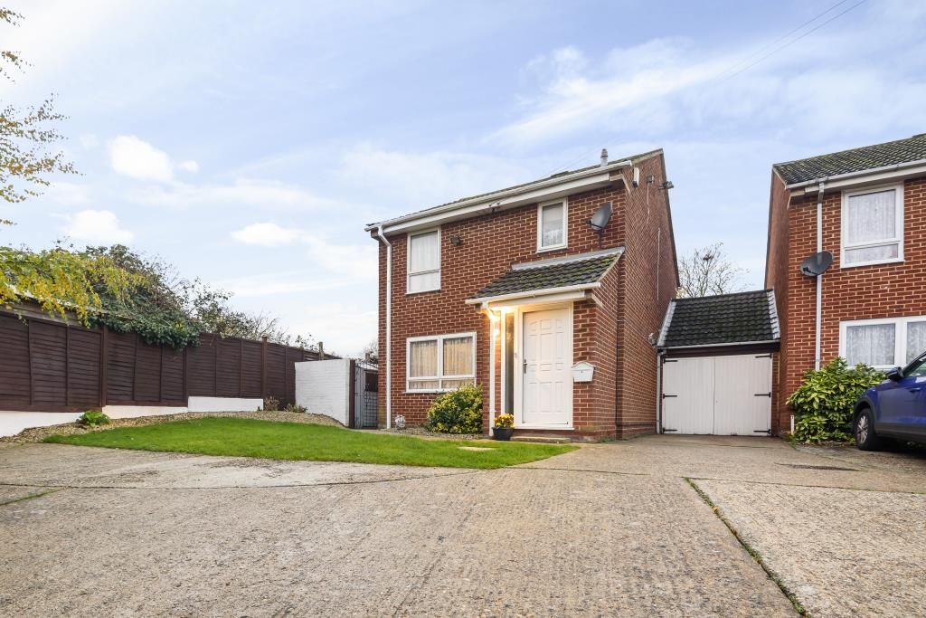 3 bed detached house for sale in Tilehurst, Reading, Berkshire RG30