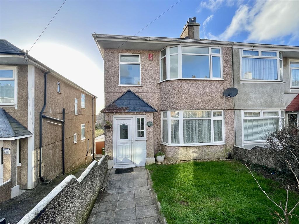 3 bed semidetached house for sale in Efford Crescent, Higher Compton
