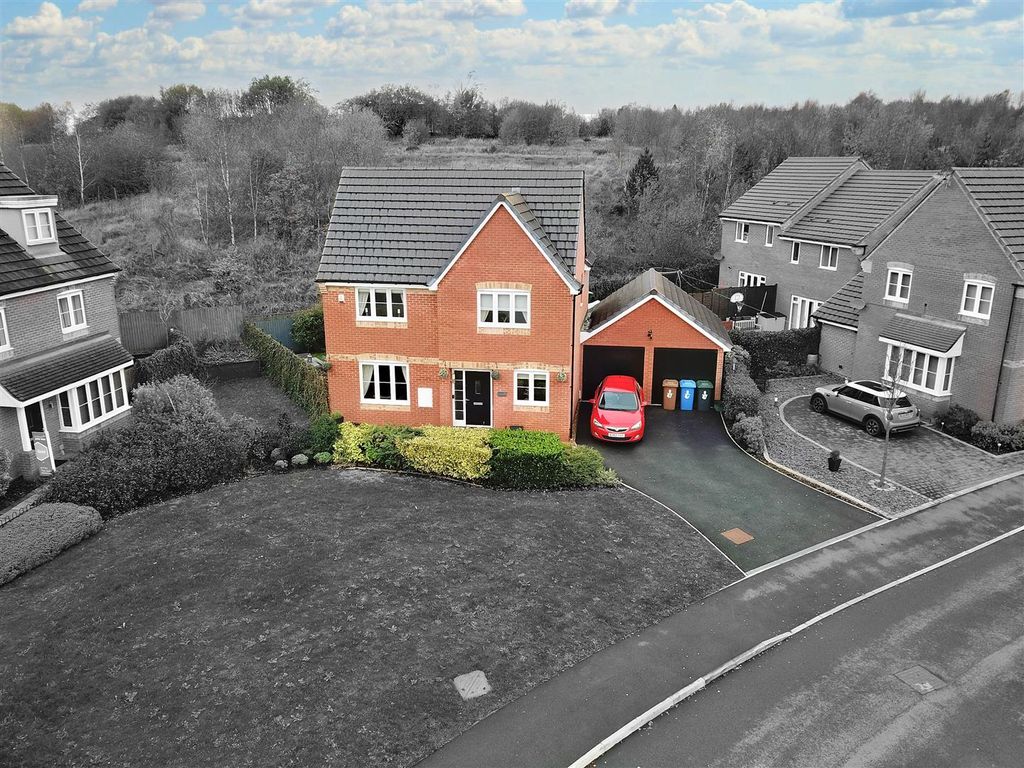 4 bed detached house for sale in Essington Way, Brindley Village, Stoke