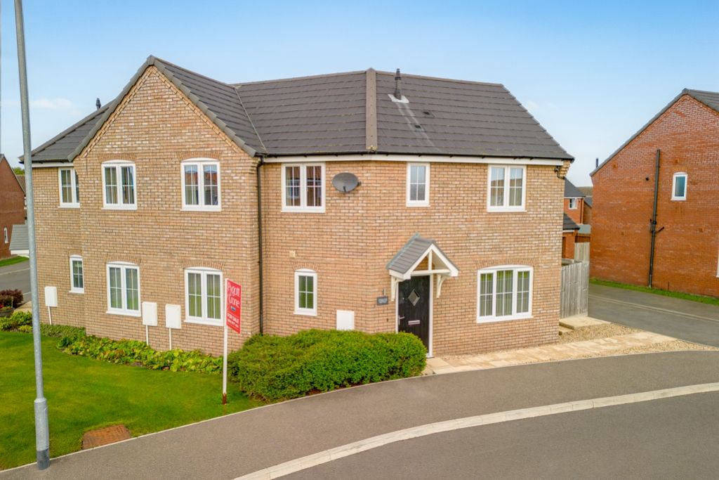 3 bed semidetached house for sale in Canterbury Mews, Donington