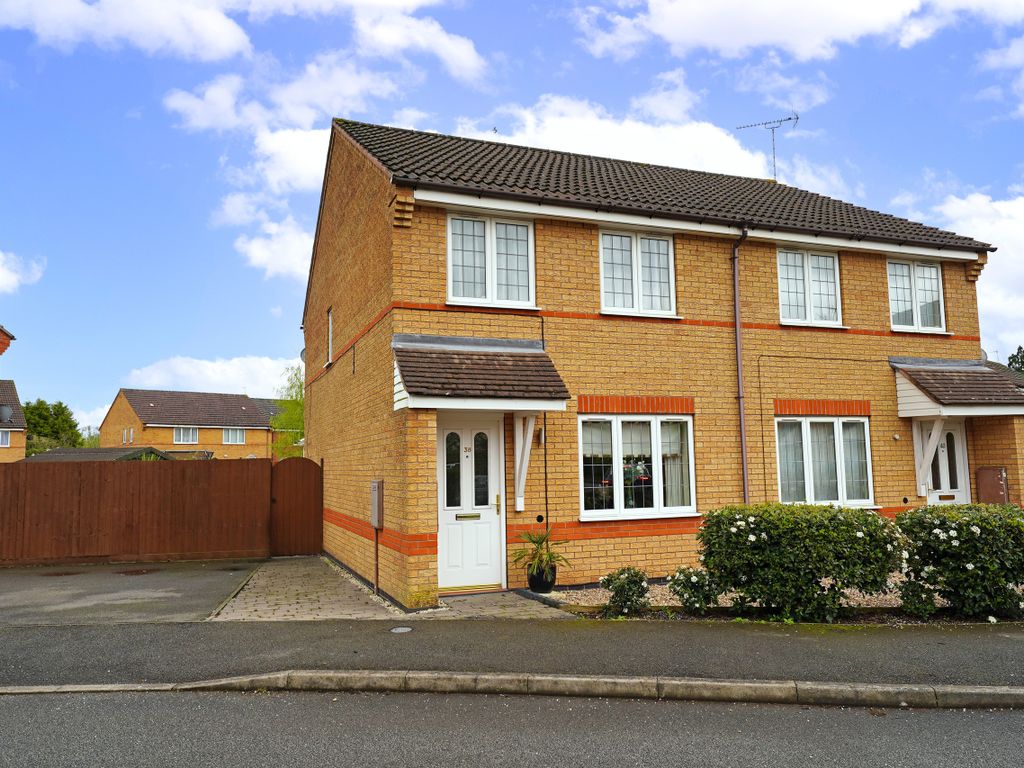 3 bed semidetached house for sale in Strathern Road, Bradgate Heights