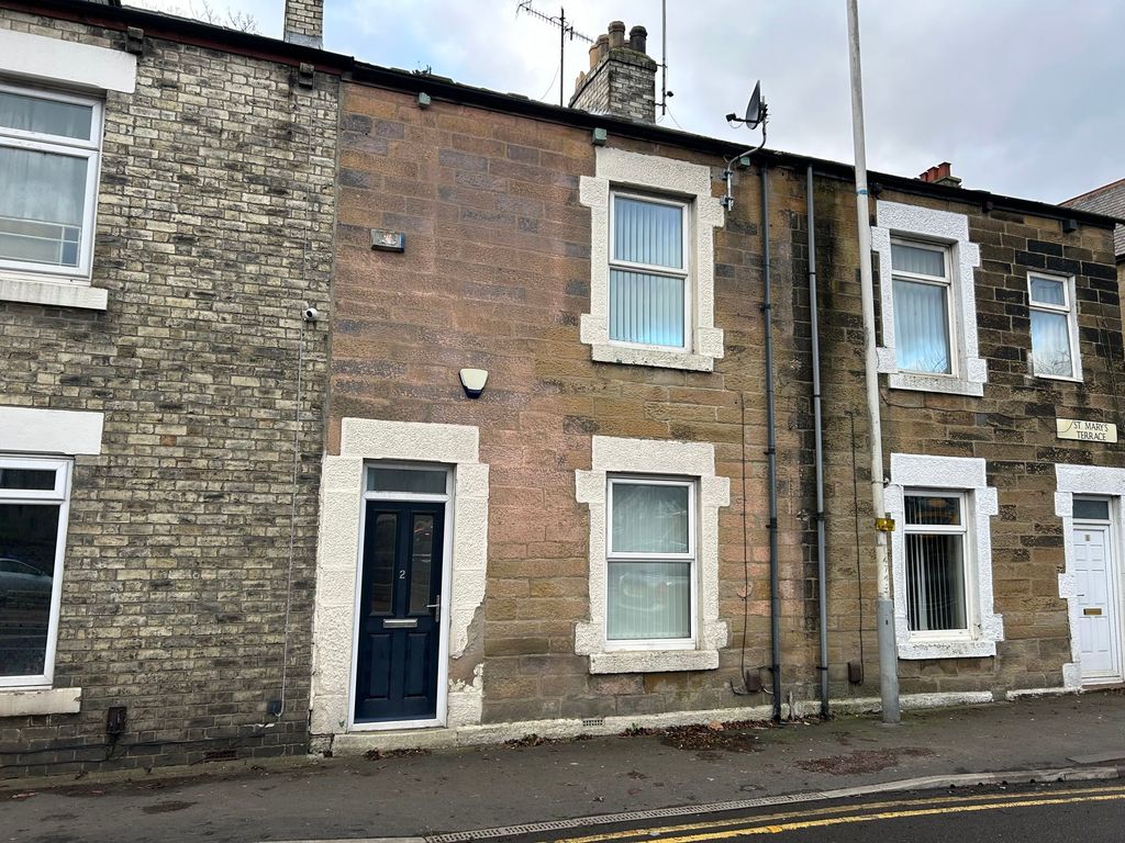 2 bed terraced house to rent in St. Marys Terrace, Gateshead NE10, £800
