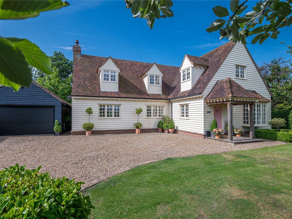 4 bed detached house for sale in Barling Road, Barling Magna, Essex SS3