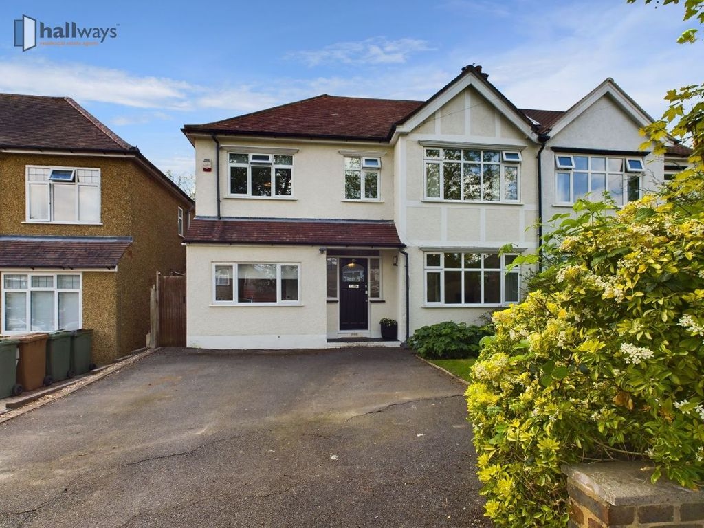 4 bed semidetached house for sale in Whitethorn Avenue, Coulsdon CR5, £750,000 Zoopla