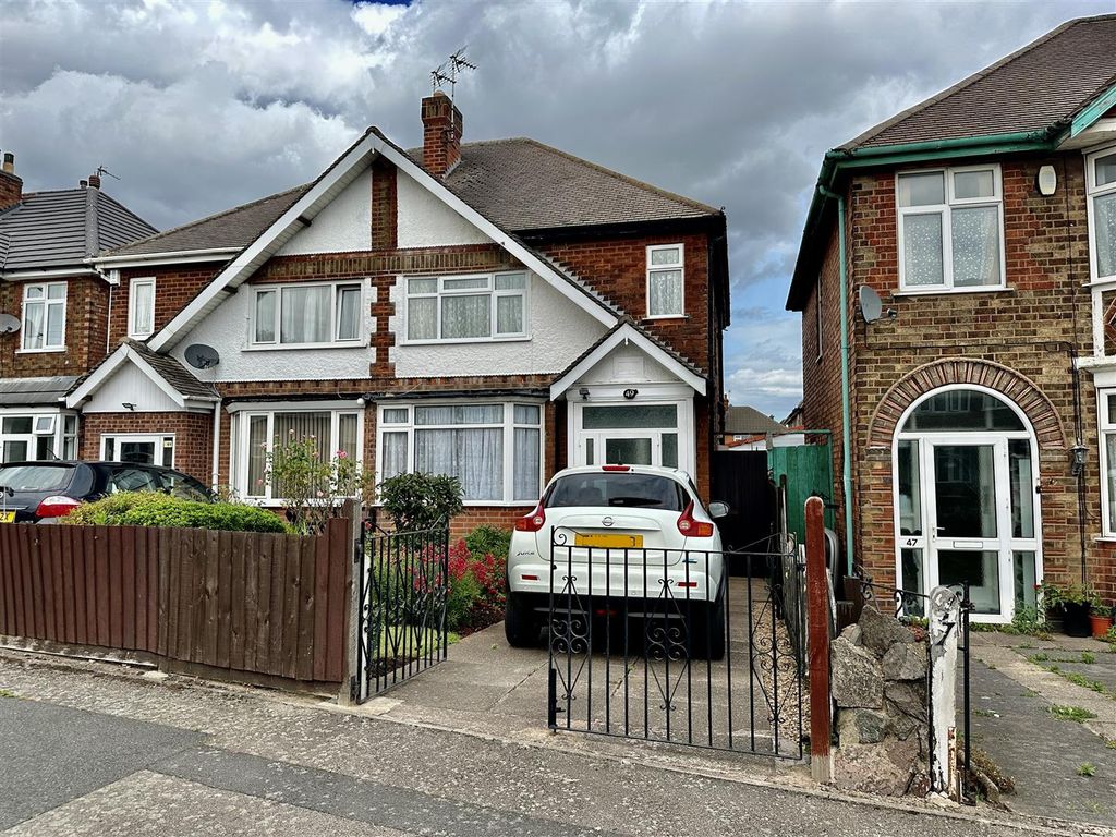 3 bed semidetached house for sale in Woodbridge Road, Belgrave