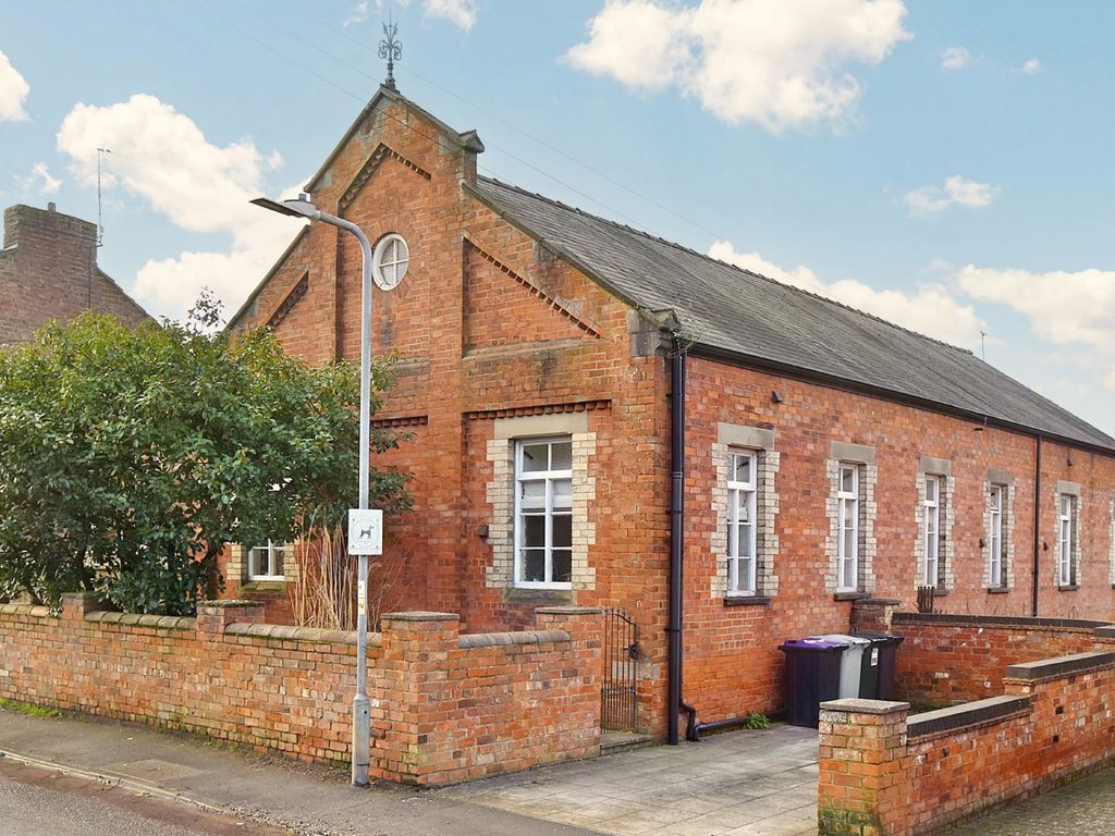 2 bed town house for sale in The Old Chapel, Commercial Road, Louth