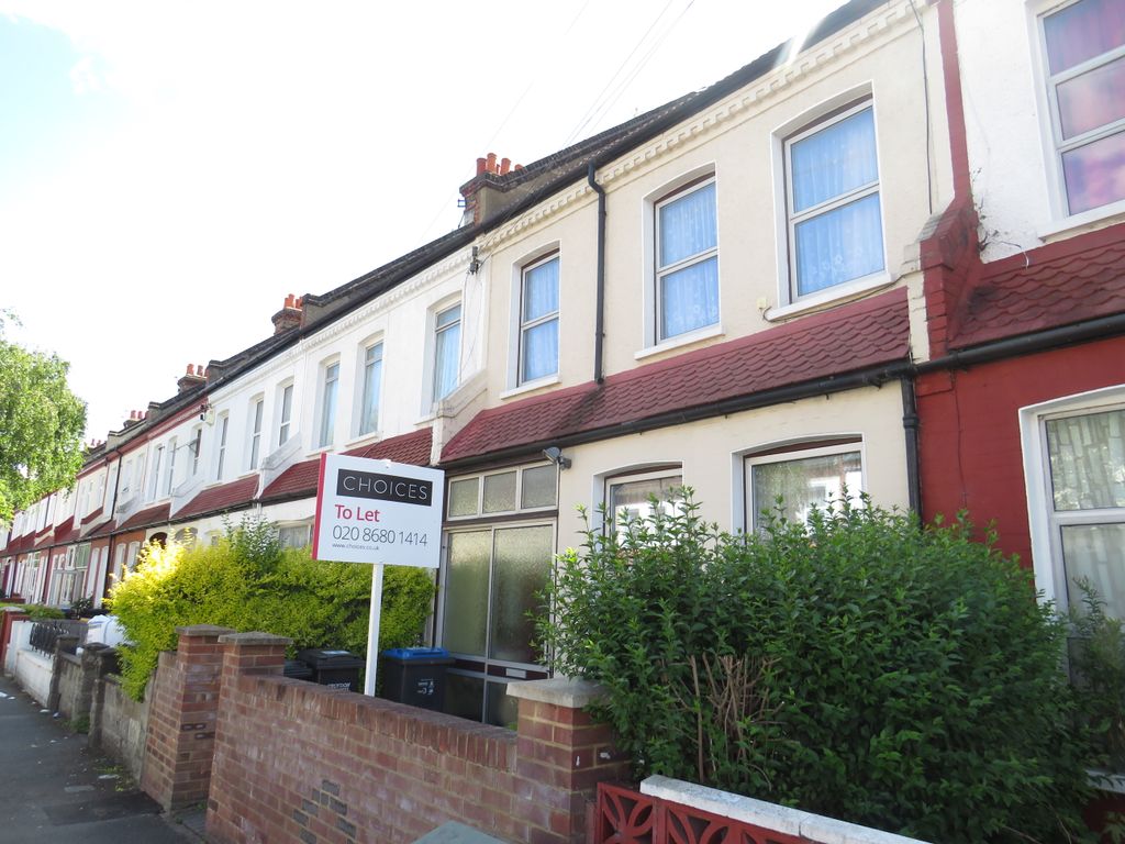 Room to rent in Room 2, 25, Leander Road, Thornton Heath, Surrey CR7, £